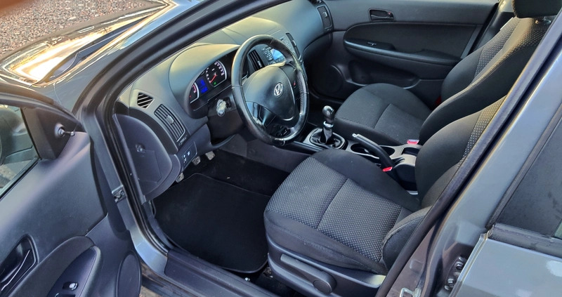 Hyundai I30 cena 19500 przebieg: 171000, rok produkcji 2011 z Olsztynek małe 154
